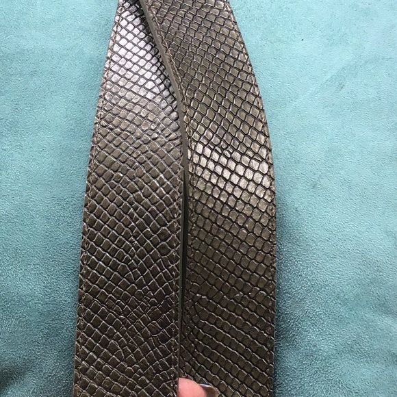 Michael Kors textured Italian leather belt XL - Picture 5 of 5